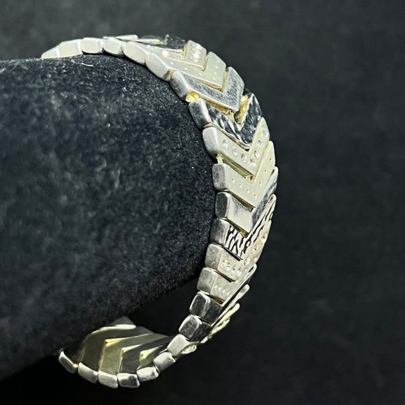 Premier Designs Heavy Silver Tone & Rhinestone Zig Zag Stretch Bracelet (3789) - Picture 4 of 7